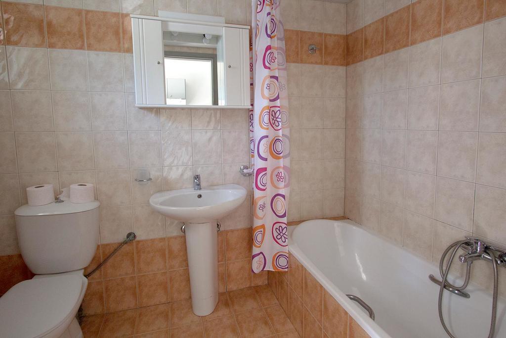 Pinelopi Apartments Georgioupoli Bagian luar foto