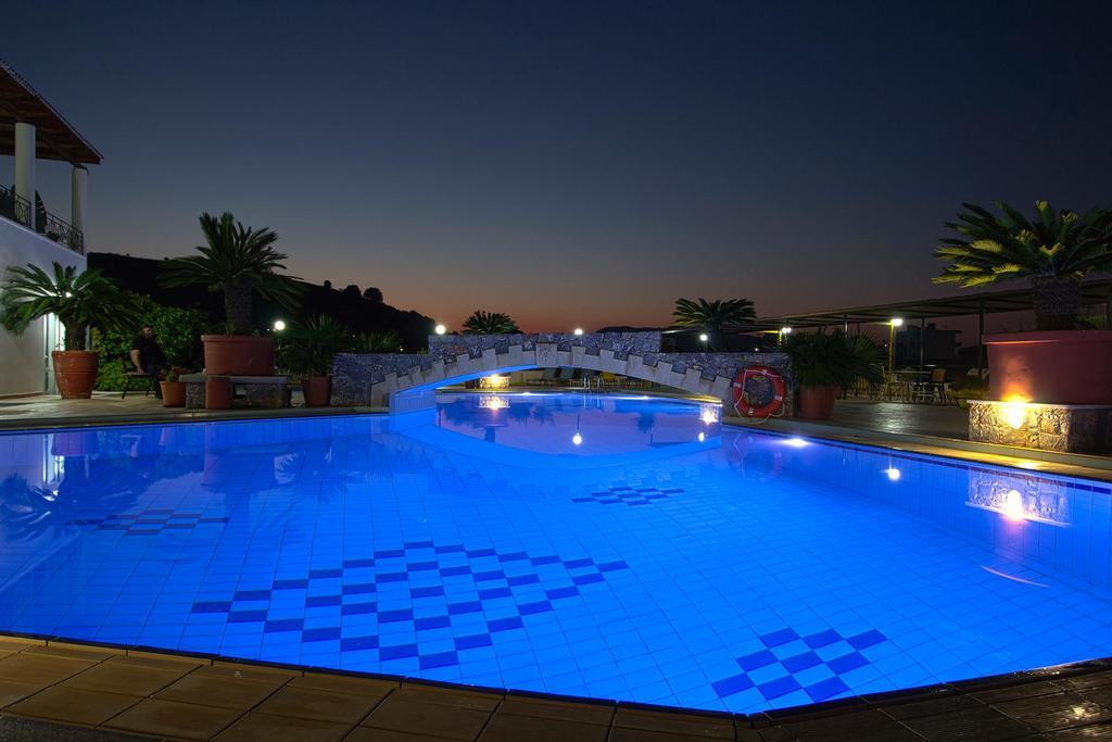 Pinelopi Apartments Georgioupoli Bagian luar foto