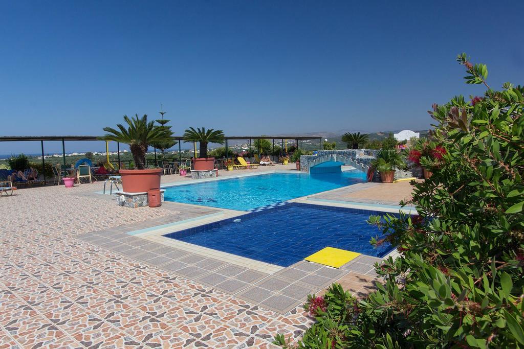 Pinelopi Apartments Georgioupoli Bagian luar foto