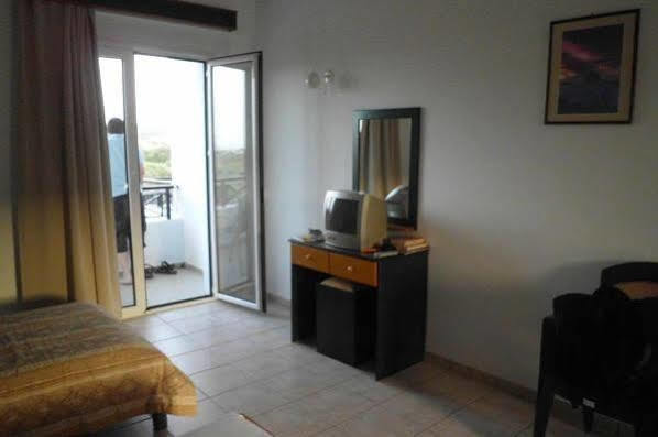 Pinelopi Apartments Georgioupoli Bagian luar foto
